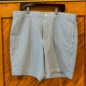 BROOKS BROTHERS Men’s Seersucker Shorts